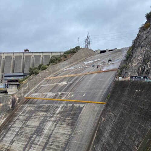 rehabilitacion aliviadero presa cefer constructora