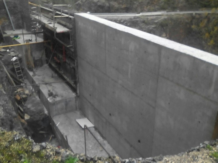 constructura cefer trives presa das portas vilariño