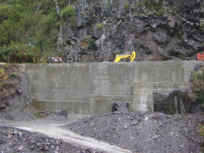 constructura cefer trives presa das portas vilariño