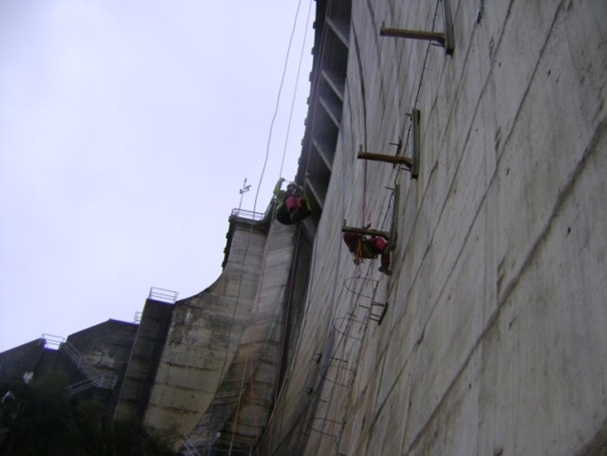 trabajos verticales cefer constructura trives